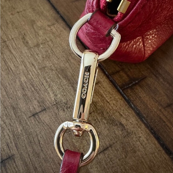 Coach red bag - Picture 2 of 3
